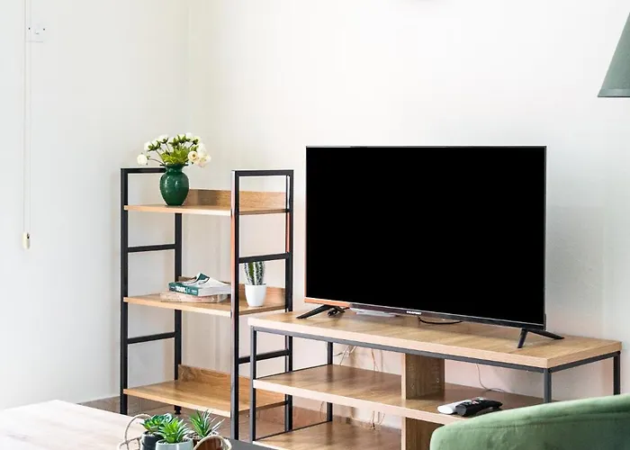 Market View - Near The Appartamento Larnaca