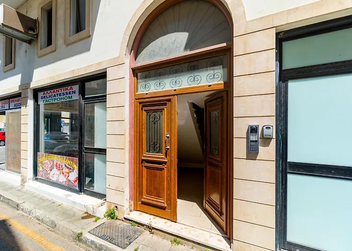 Market View - Near The Apartament Larnaca